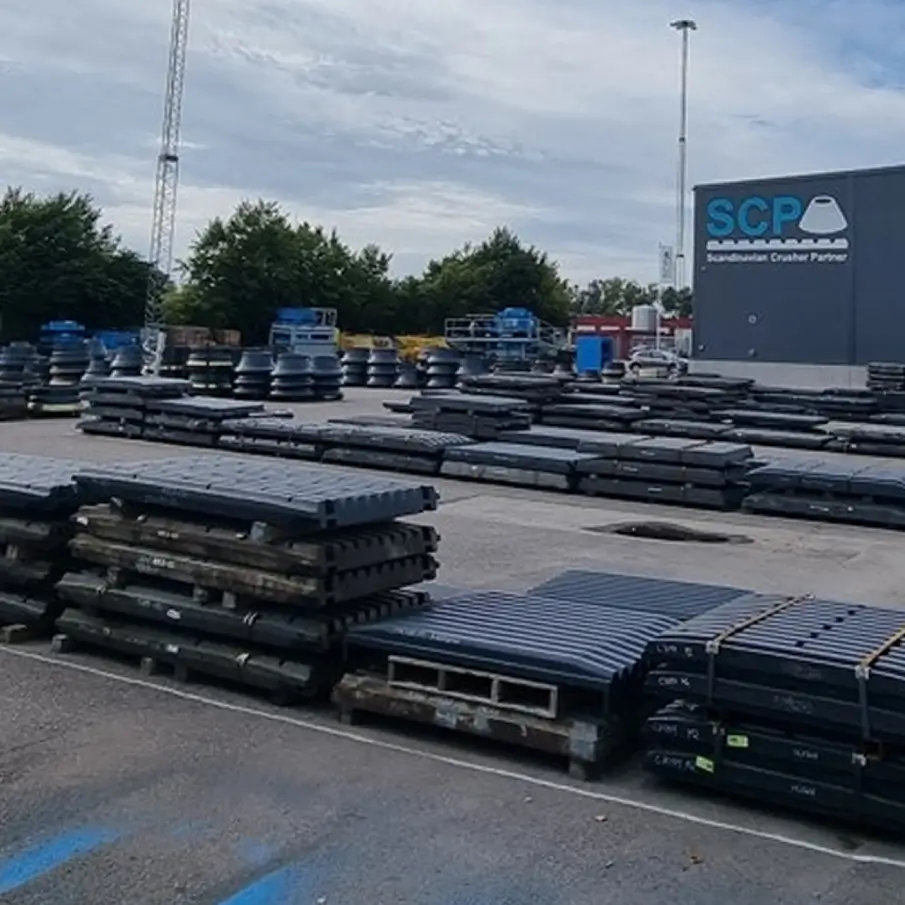 bild på SCP:s lager utomhus